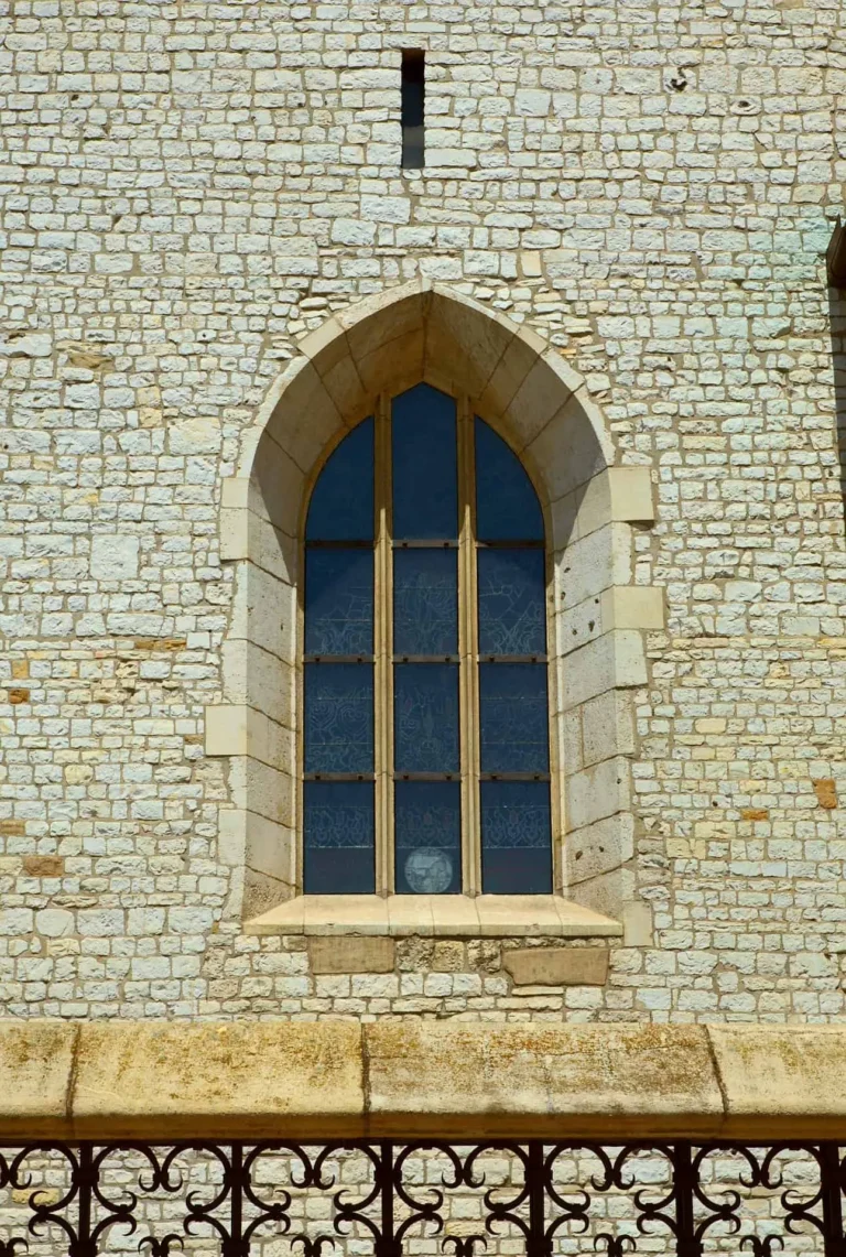 okno w zamku królewskim na wawelu, komnaty królewskie, Zamek II